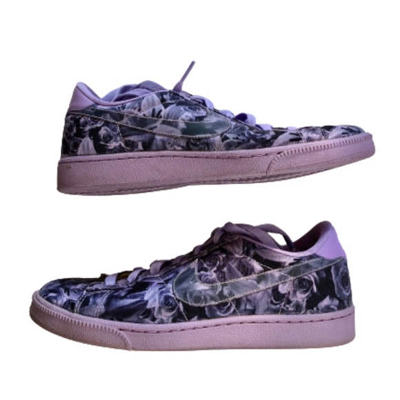 Nike Sample Classic CS Tennis Shoes Floral Roses Lilac Color - Picture 4 of 7
